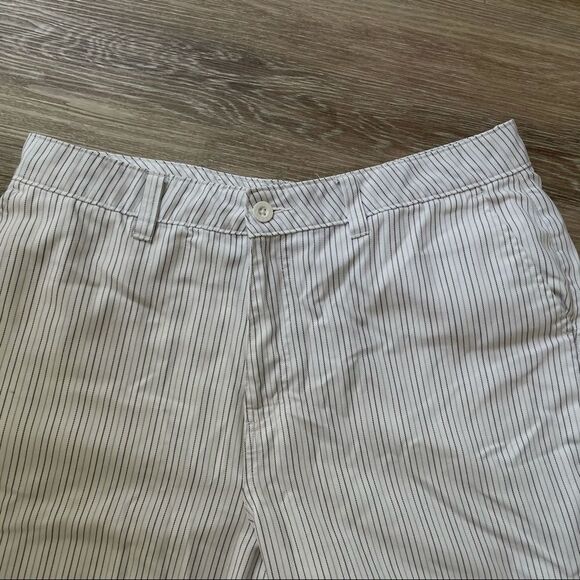 Men’s O’Neill white striped bermuda shorts - Picture 6 of 11